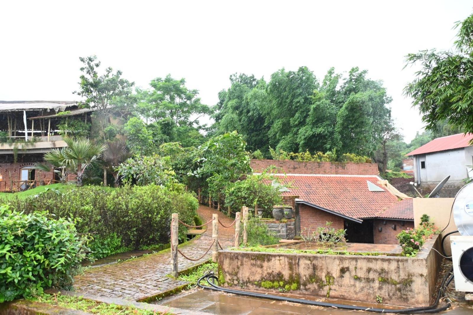 Bamboo And Bricks Resort Welhe ภายนอก รูปภาพ