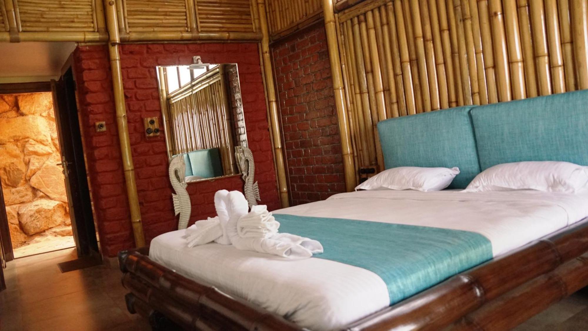 Bamboo And Bricks Resort Welhe ภายนอก รูปภาพ
