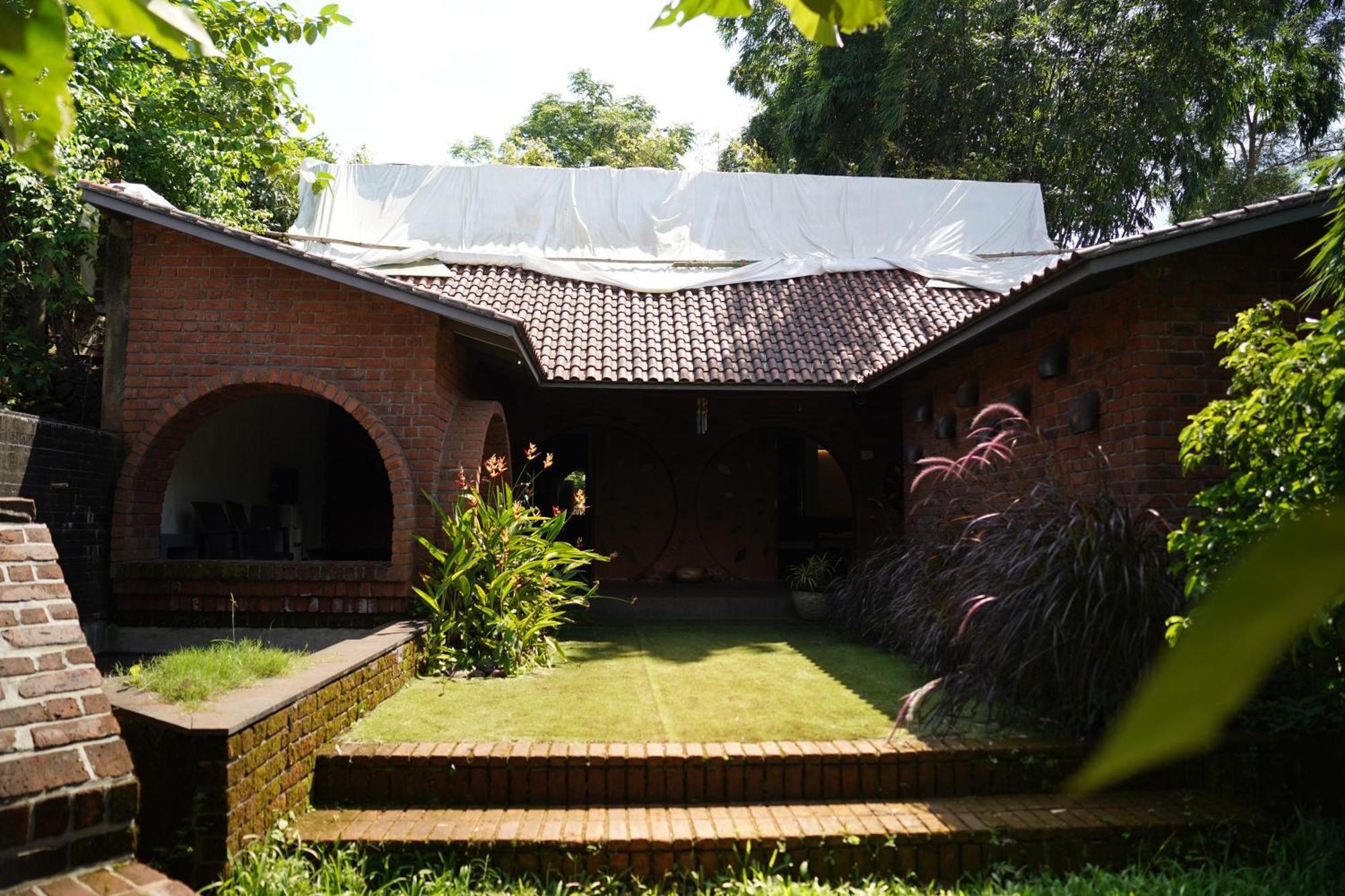 Bamboo And Bricks Resort Welhe ภายนอก รูปภาพ