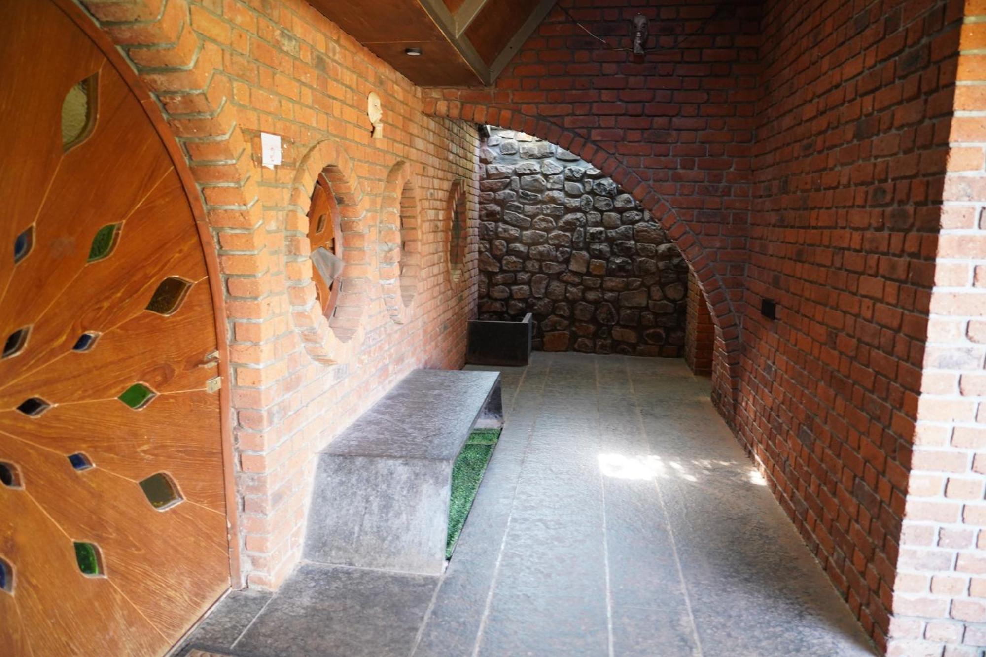 Bamboo And Bricks Resort Welhe ภายนอก รูปภาพ